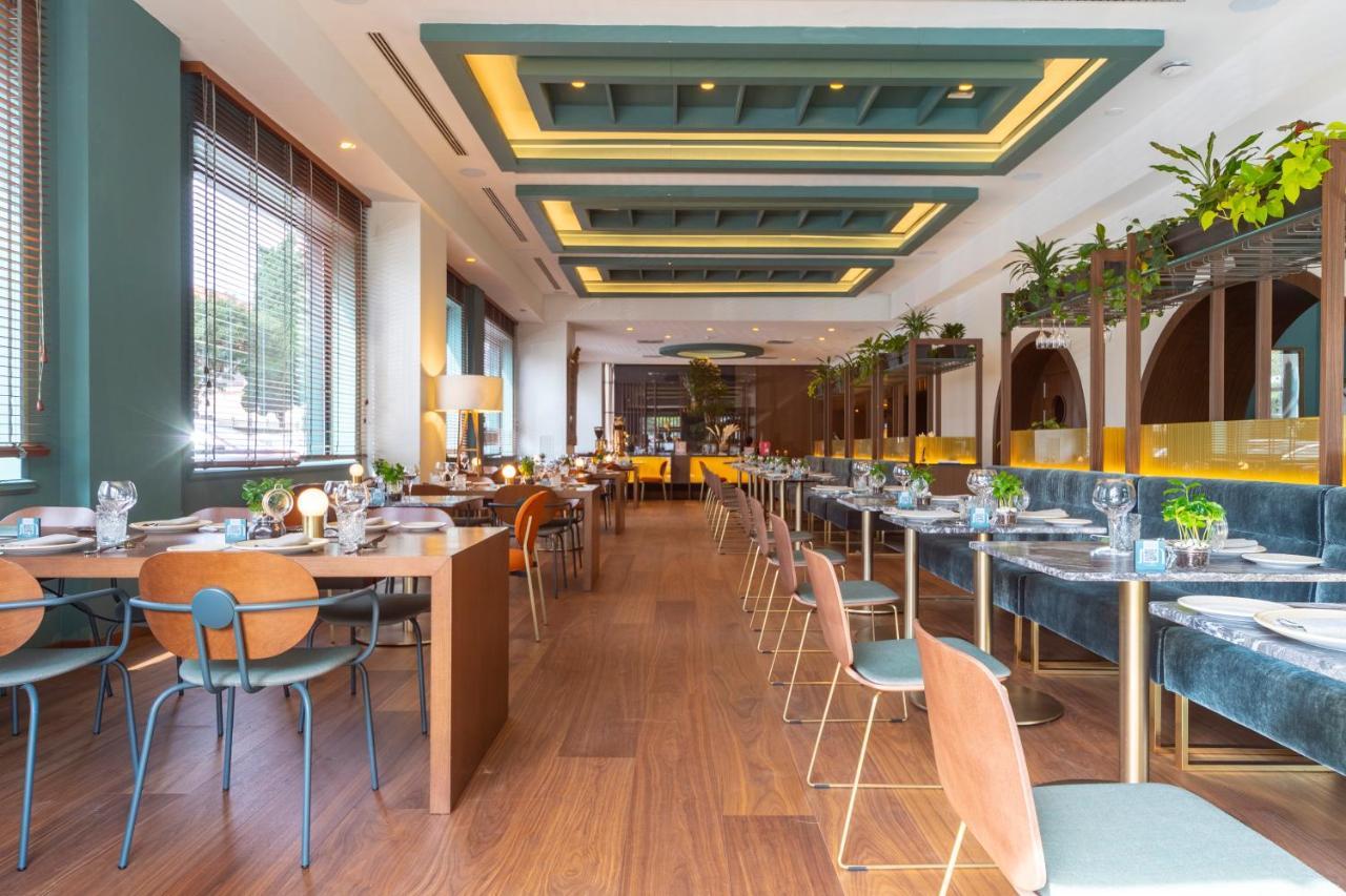 Melia Milano Hotel Exterior photo The interior of the restaurant