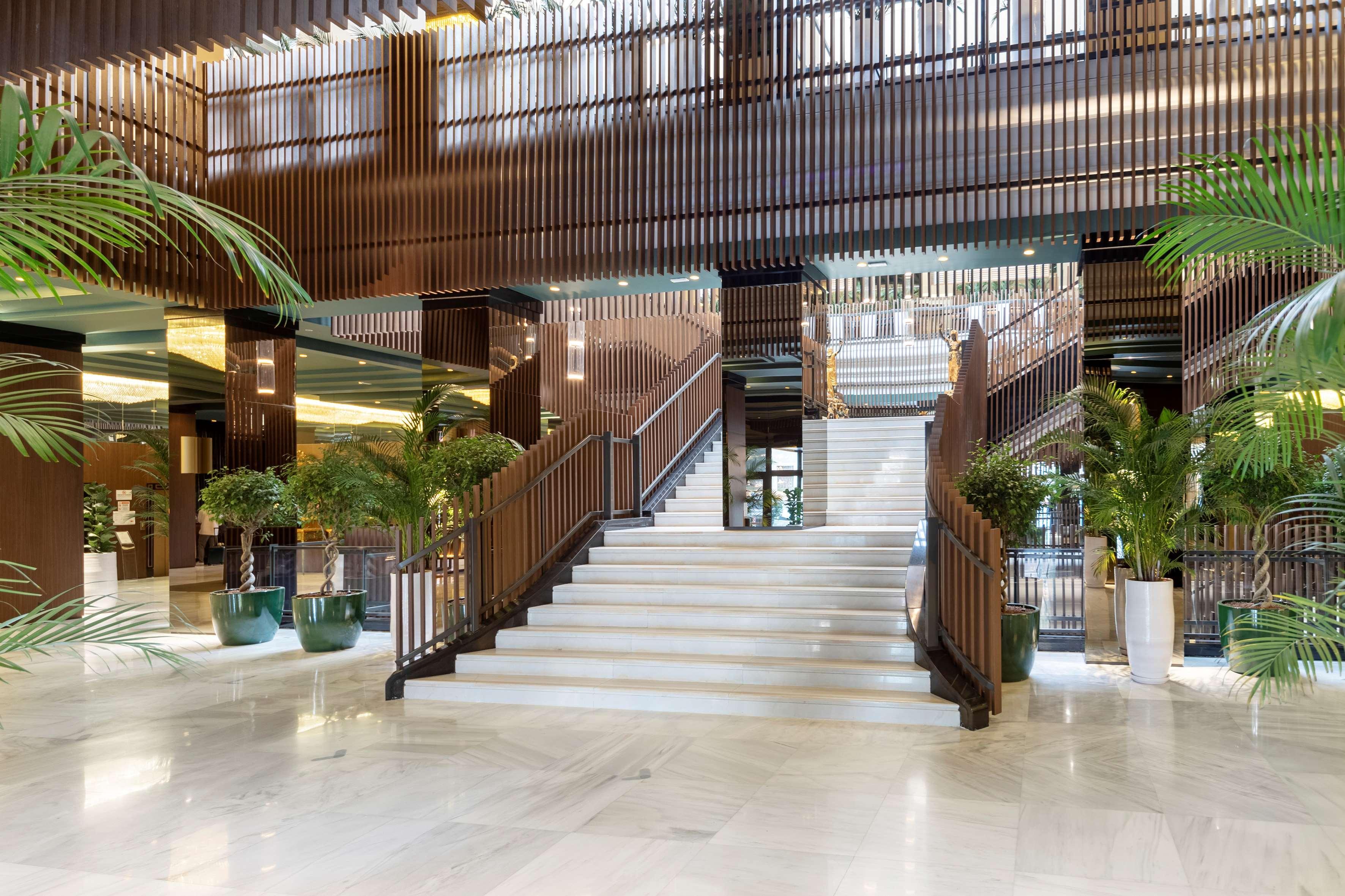 Melia Milano Hotel Exterior photo The lobby of the hotel